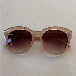 Ann Taylor Beige Sunglasses *New ✨